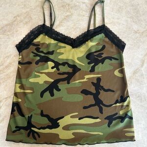 Camouflage and Black lace Cami/tank top! 🖤